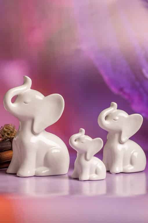 Tiziano Dekofigur Elefant Tarik sitzend creme – weiß