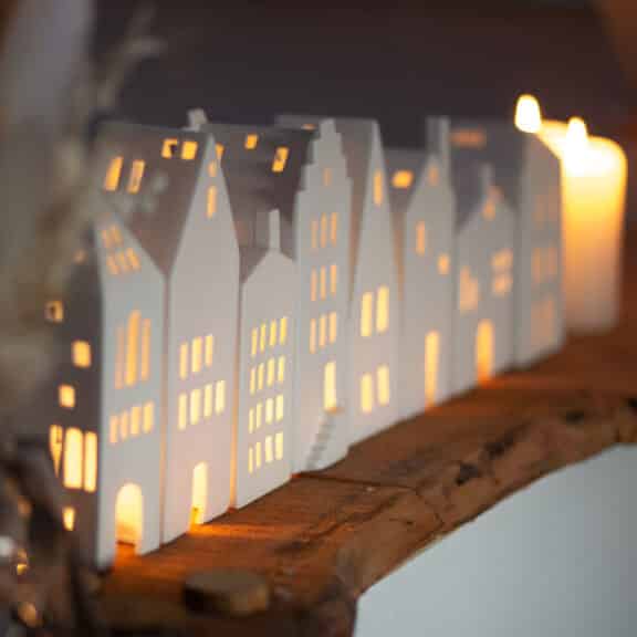 Räder Zuhause Lichthaus "Runde Tür"