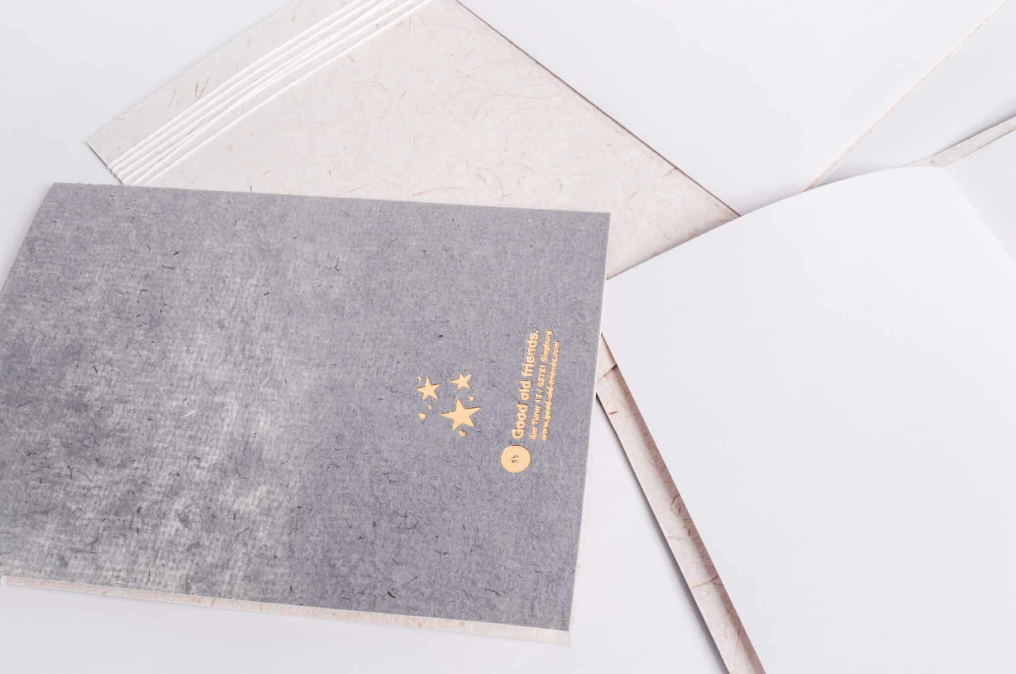 Good old friends, Blätter Trauerkarte "Niemals geht man so ganz ..."